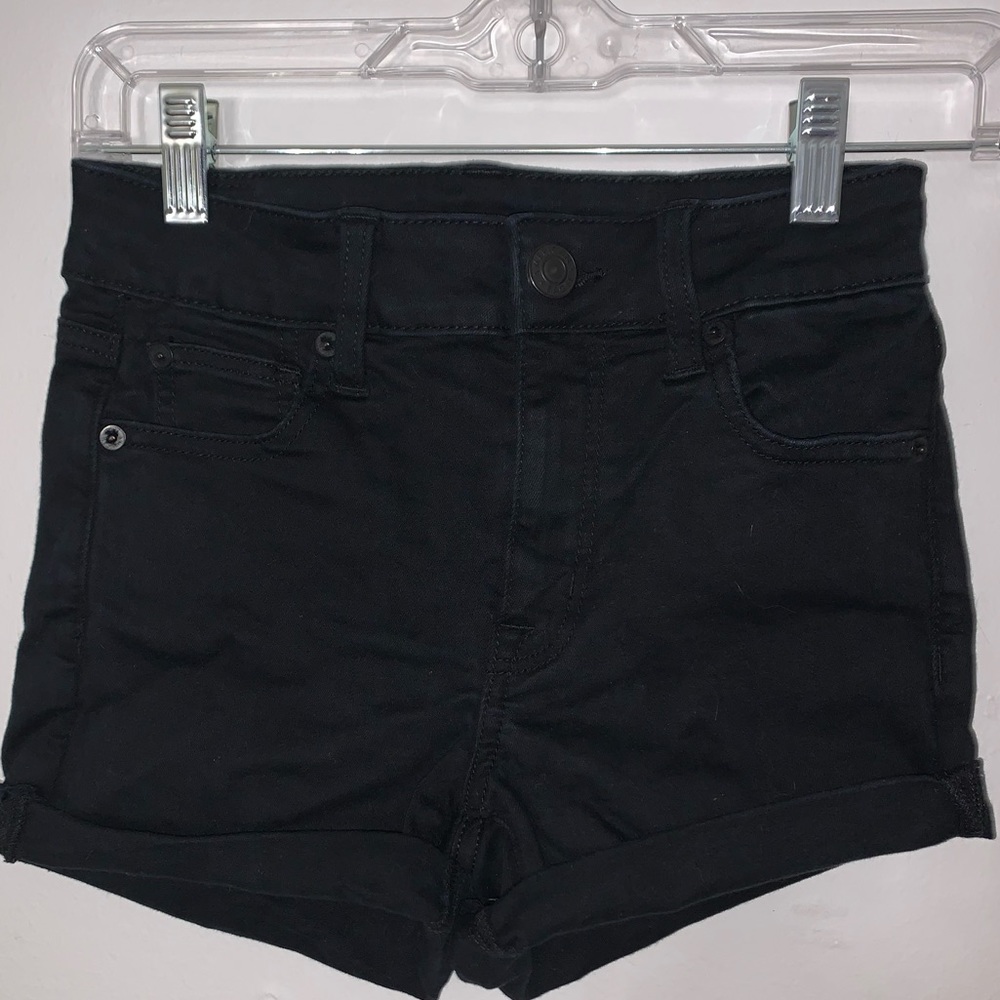 Black high waisted shorts!